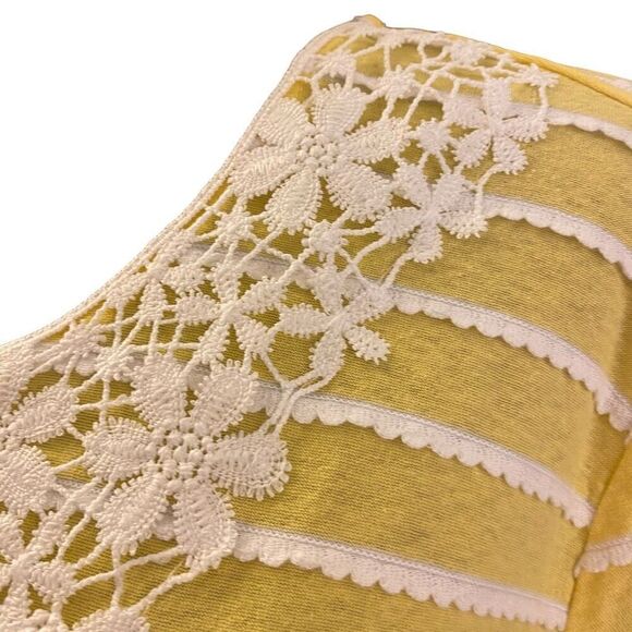 Alfred Dunner Yellow and White Striped Crocheted Lace Top Size 2X - Picture 6 of 14
